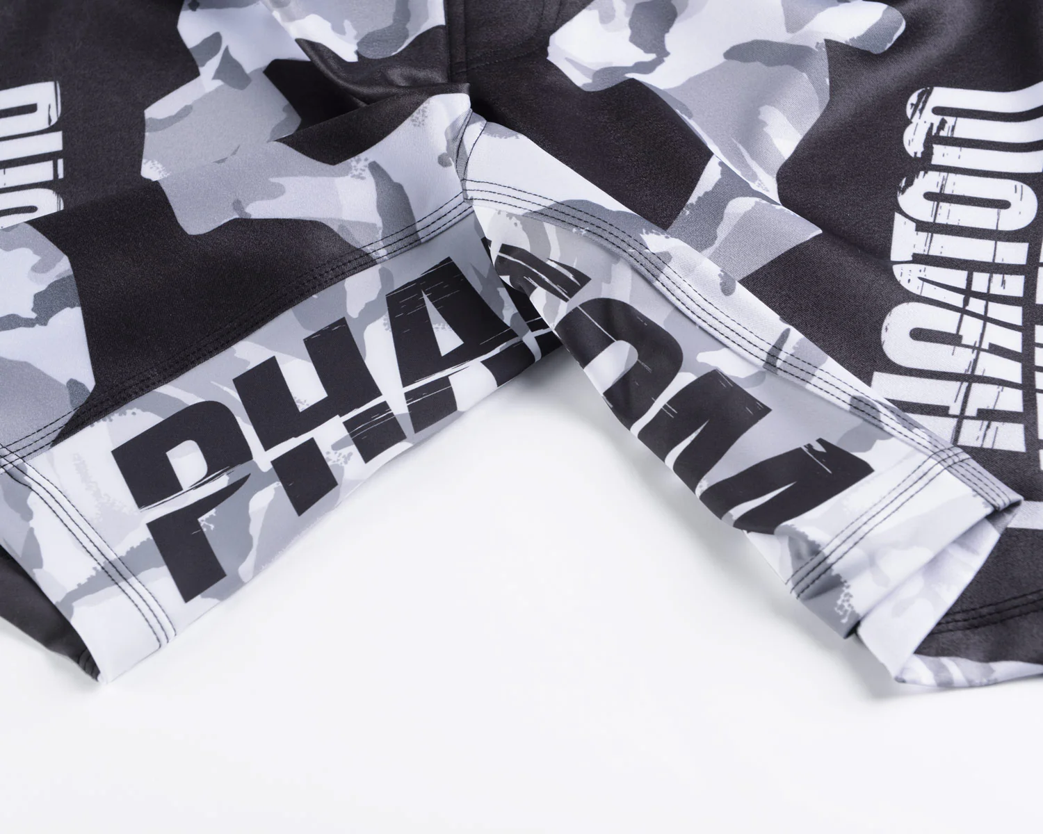 Fightshorts Storm - Winter Camo – Image 5