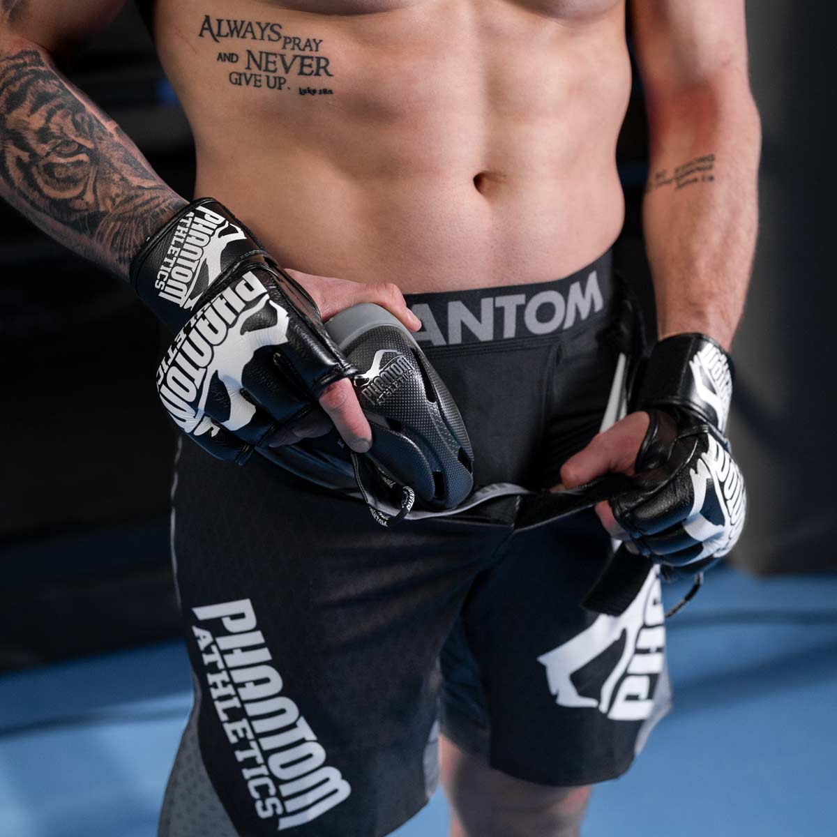 Tiefschutz Shorts Vector mit Cup – Image 2