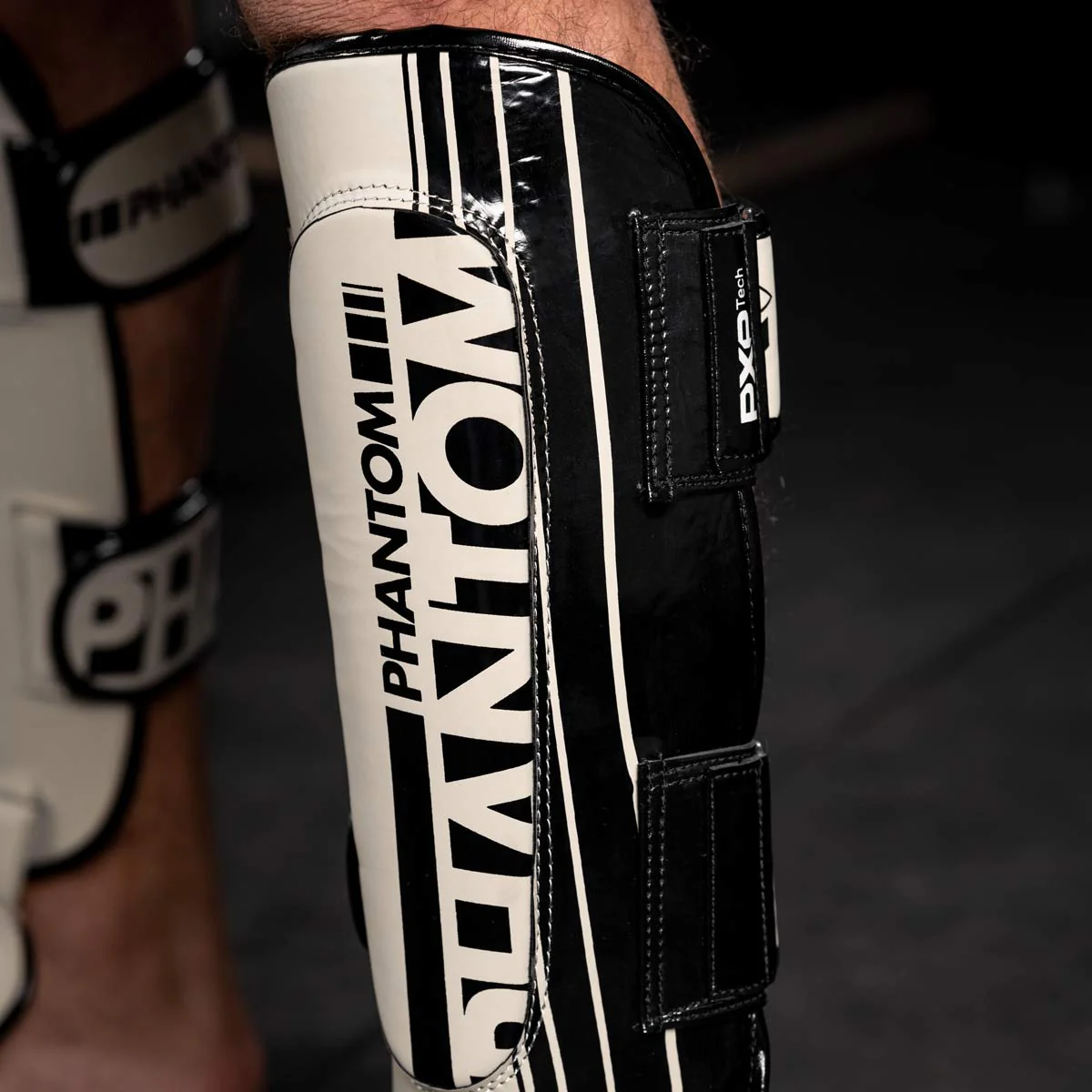 Schienbeinschutz APEX Hybrid - Sandgrau – Image 7