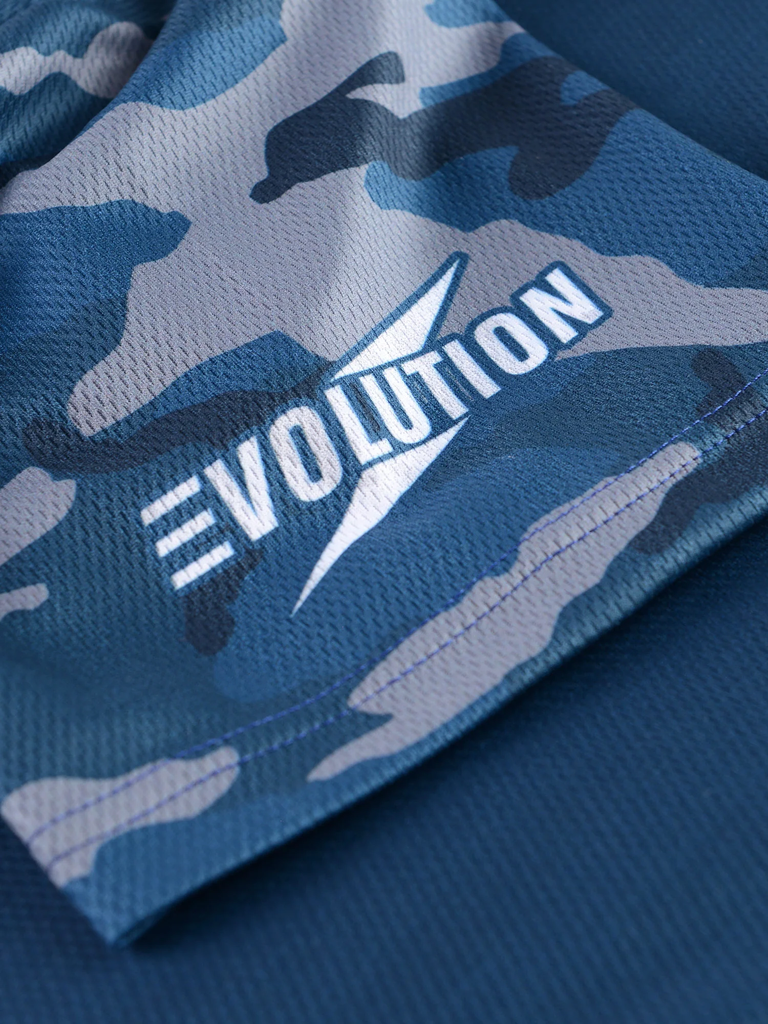 Trainingsshirt EVO Warfare - Navy Camo – Image 9