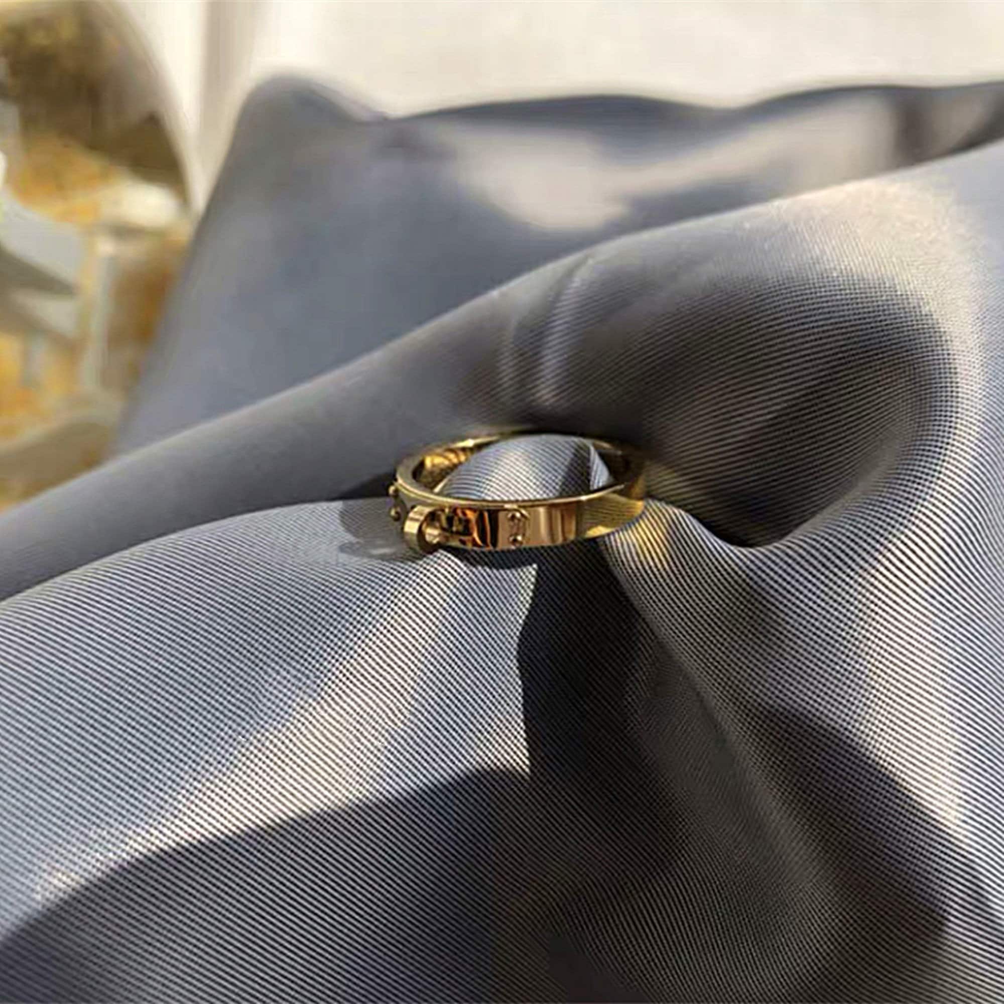 Bague Anneau Or Forme Ceinture – Image 6