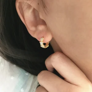 Boucle d'oreille Mini Créole Etoile Zircon