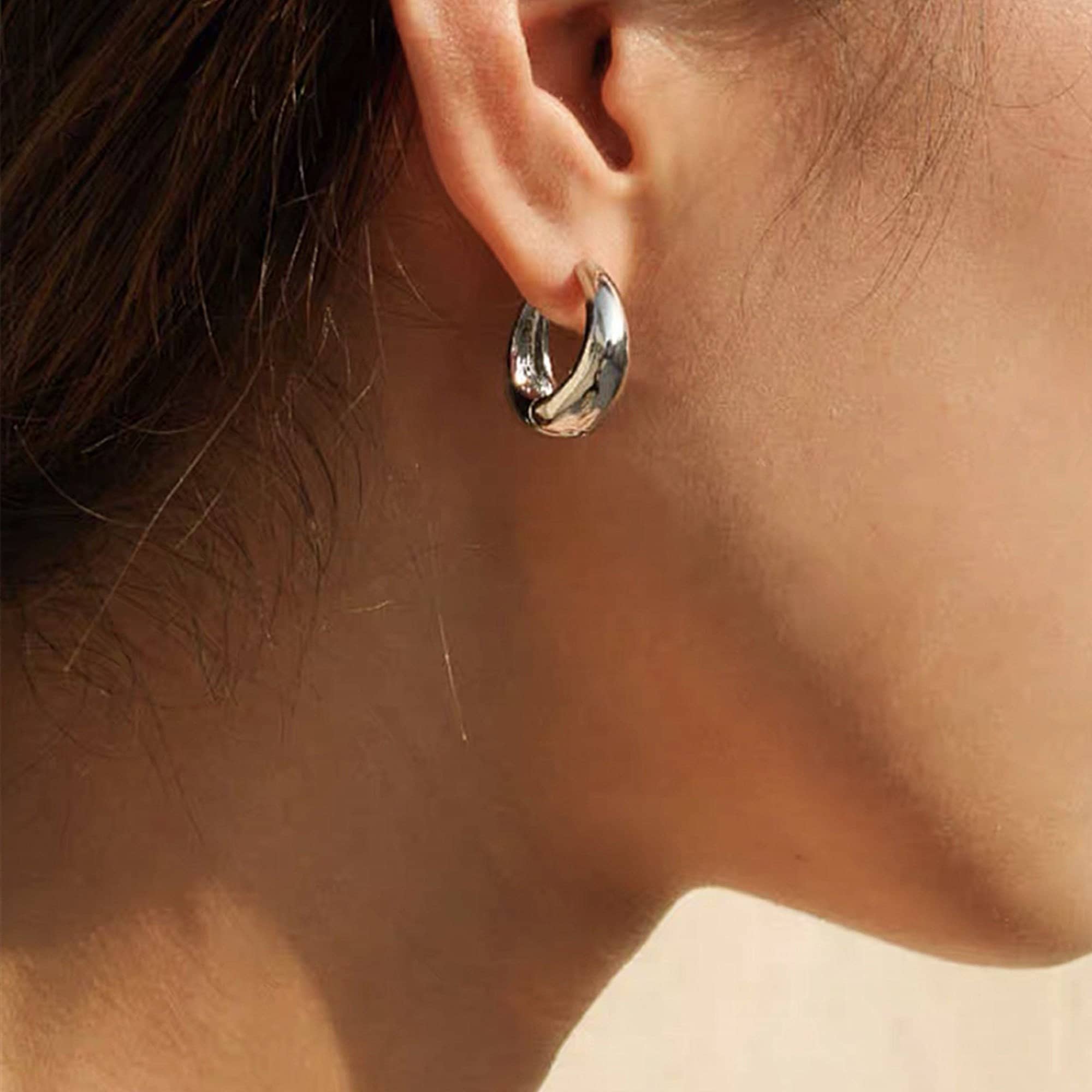 Boucle d'oreille Créoles Forme Goutte d'eau Cercle – Image 4