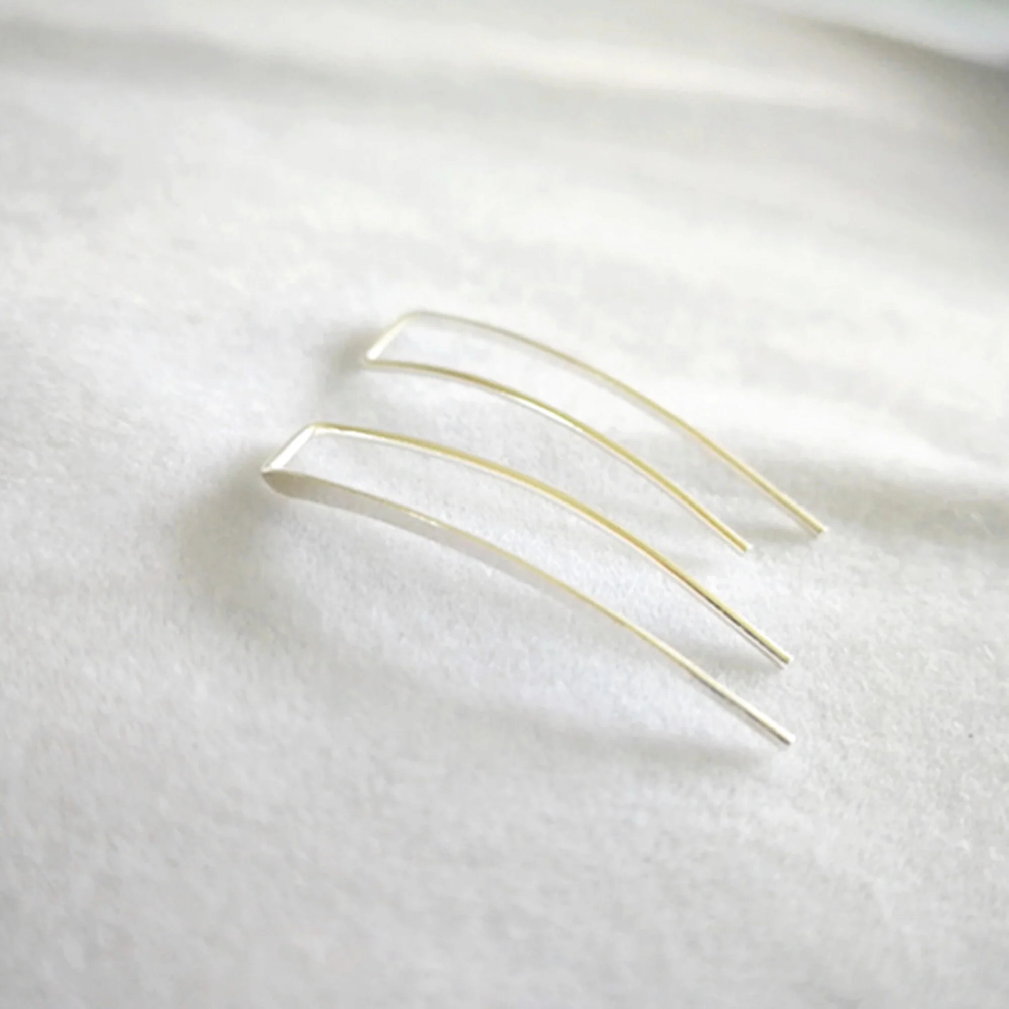 Boucles d'oreilles Grimpantes Barres Simples – Image 5