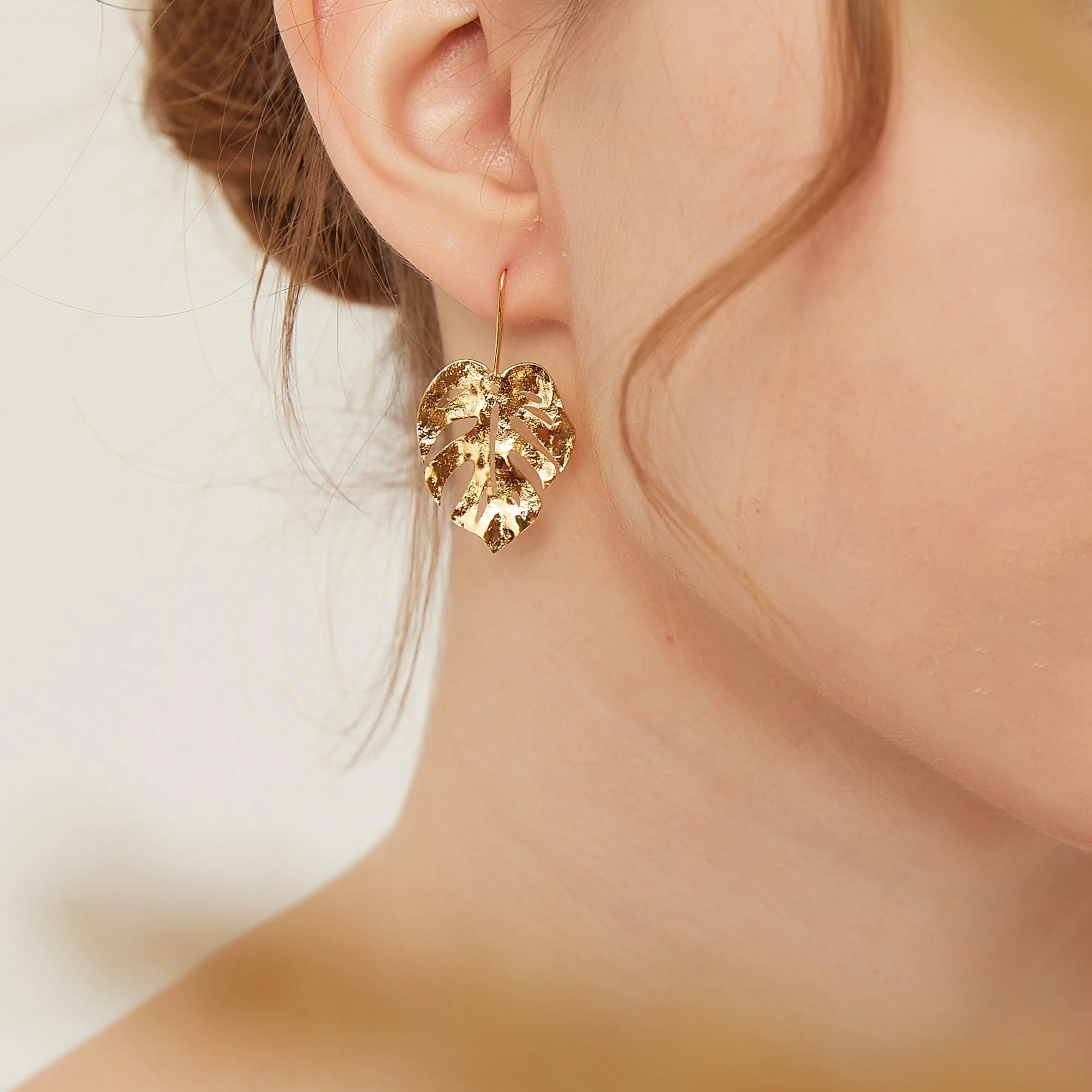 Boucles d'oreilles Pendantes Feuilles de Palmier – Image 6