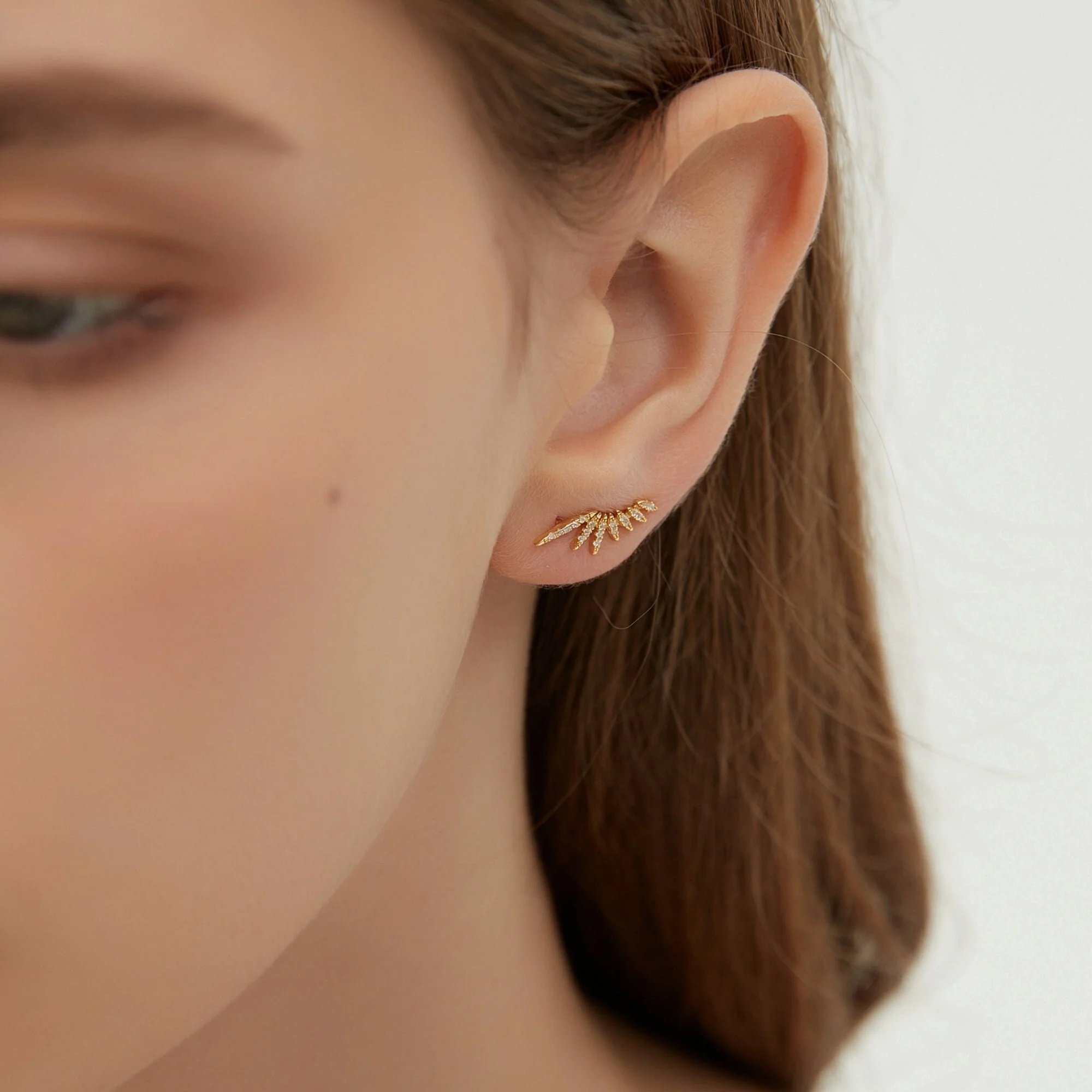 Boucles d'oreilles Grimpantes Ailes d'Ange Zircon – Image 4