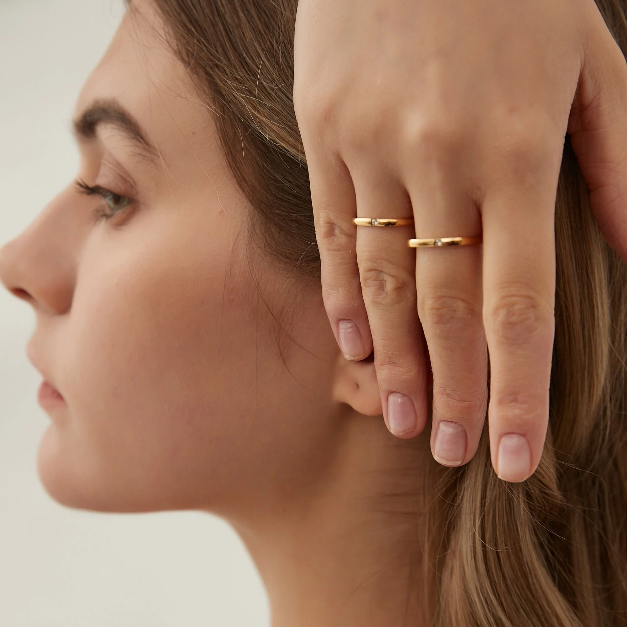 Bague Anneau Carrée avec Zircon – Image 4