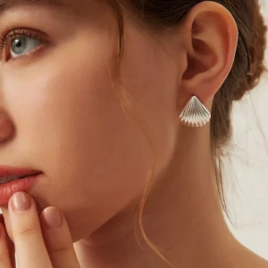 Boucles d'oreilles Puces en Coquillage Texturé