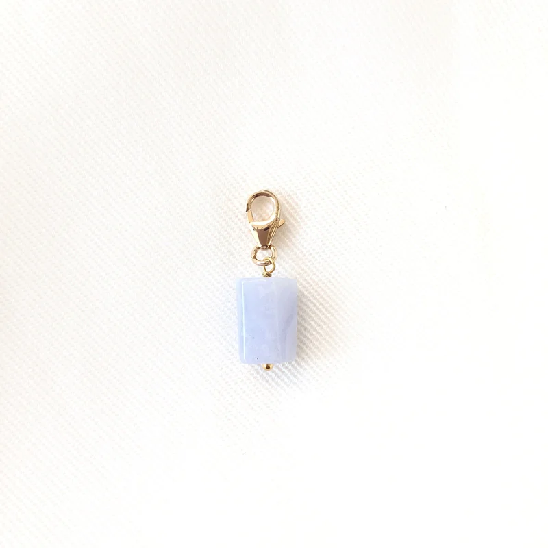 Charm "Calcédoine" tube plaqué or